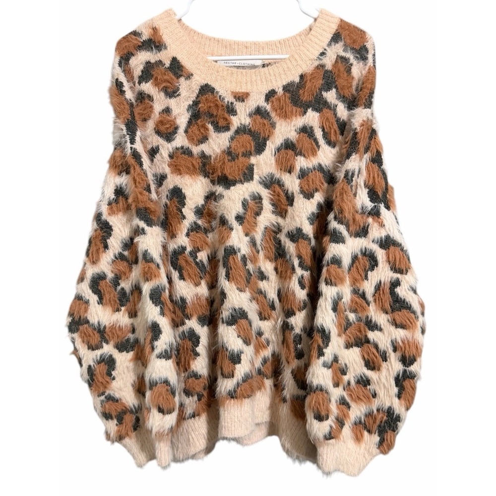Nectar Clothing Fuzzy‎ Leopard Print Sweater Women's Size Medium